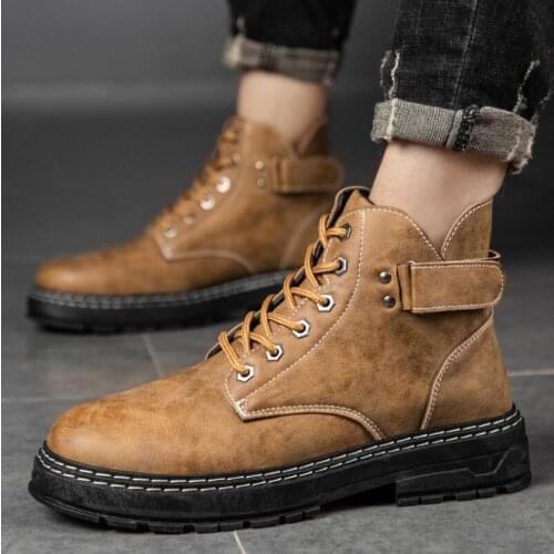 High quality mens casual shoes new fashion Martin boots classic retro tooling boots British outdoor non-slip leather boots men