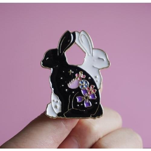 Weixia Feiyue Black Brooches For Clothes