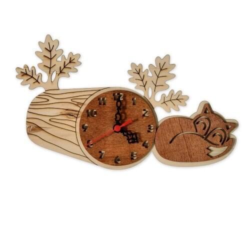 Original Design Wall Clock Gift for Wood Lovers Living Room Kitchen Decoration Kids Room Decoration Squirrel Design