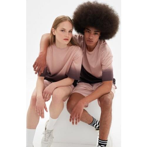 Trendyol Unisex Regular Fit Gradient Shorts & Bermuda TMNSS21SR0647