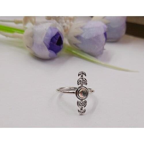 Creative Unique Moon Eclipse Rings European Popular Jewelry Simple Retro Moon Round Moonstone Rings for Women Wholesale