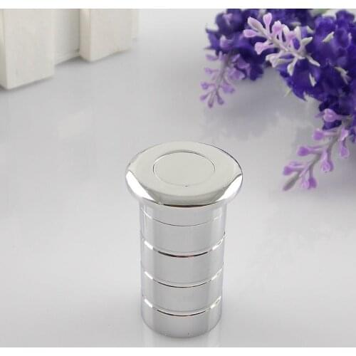 Good, all copper dust catcher dust cover latch bolt hole and dark dust remover is bright