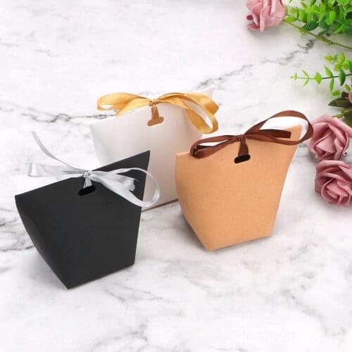50pcs Wedding Favors Gift Box Package Blank Kraft Paper Bag Birthday Party Decoration Bags With Ribbon White Black Candy Bag
