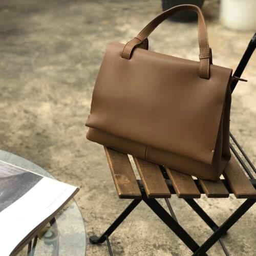 New leather womens bag simple large capacity Korean versatile handbag