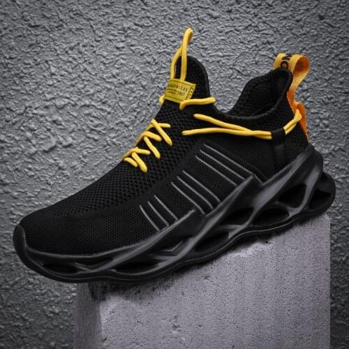 4 Colors Fashion Breathable Comfortable Men Running Shoes Outdoor Sport Sneakers Casual Gym Blade Shoes