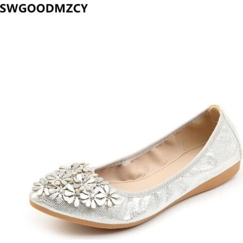 Slip on Shoes for Women 2021 Fashion Crystal Boat Shoes Women Designer Black Casual Flats Shoes Women Zapatos De Mujer Black