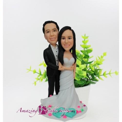 2019 AMAZING CAKE TOPPER Toys Black long temperament bride statue And Groom Gifts Ideas Customized Figurine Valentines Day