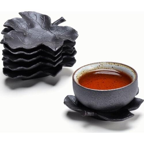 Coaster Anti-scalding Heat Insulation Tea Cup Holder Japanese Maple Leaf Shaped Ceramic Saucer Kung Fu Tea Set Accessories