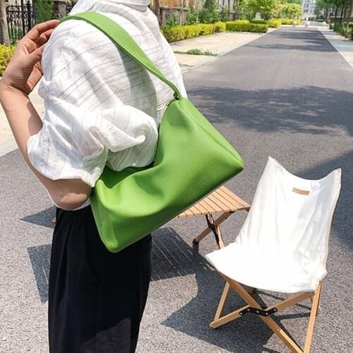 Soft Plain Leather Pillow Designer Shoulder Bags For Women 2021 Simple Armpit Bag Crossbody Handbags Woman Solid Color Hand Bag