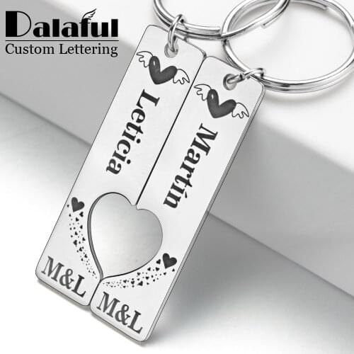 2 Pcs Personalized Heart Keychain Customized Date Name for Wedding Love Couples Girlfriend Boyfriends Key Chain Ring Gifts P030