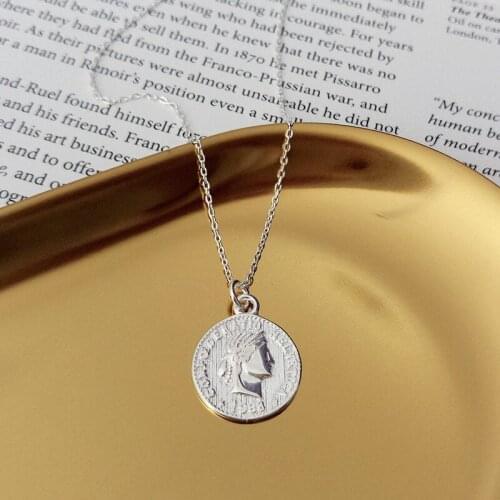 European Style Gold Round Coin Necklace Dollar Pendant Female Retro Portrait Clavicle Chain 925 Sterling Silver Necklace