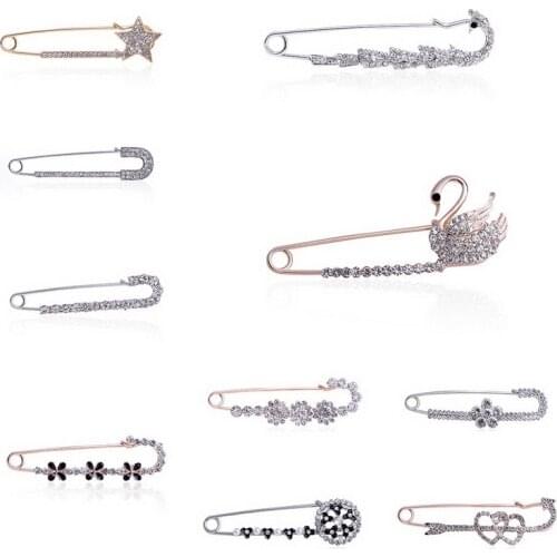 Delicate Charm Female Brooch Pin Scarf Flower Peacock Swan Clover Love Brooch Female Fashion Jewelry Accessory Brooch