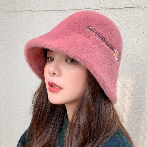 2020 Artificial Fur Winter Warm Fisherman Hat Womens Fashion Solid Color Vacation Hat Thick Soft Bucket Hat New Arrival
