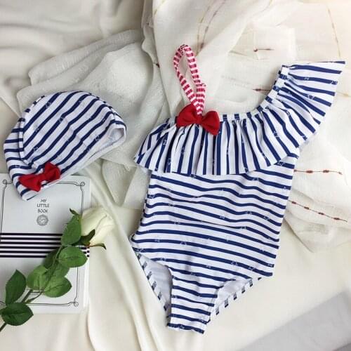 New Slanted Shoulder Baby Girls Swimsuit Blue Stars Stripes Bikini Swimwear for Girls Cute Bow One-piece Swimsuit Beach Wear