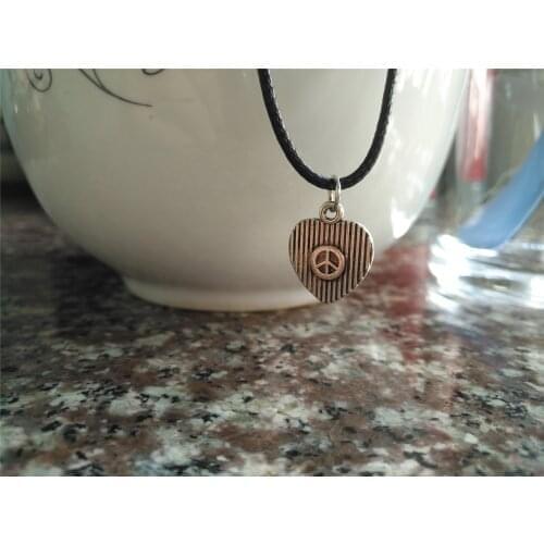 10 New Tiny love Heart Peace sign pendant Necklaces Peace Simple symbol Love Heart family leather chain Necklace Lovers jewelry