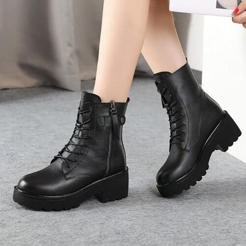 Tilocow Women Platform Winter Boots Female Genuinbe Leather Casual Shoes Woman Short Plush Warm Zipper Motorcycle Botas De Mujer