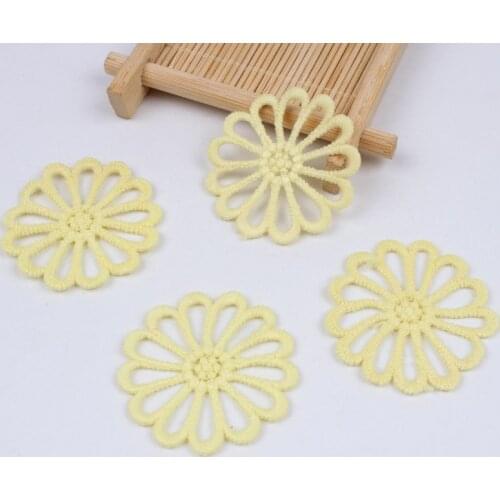 20pcs/lot 4cm Lace Appliques Embroidered Flower lace trims DIY Jewelry Clothes Apparel Sewing Patches Onaments Soluble flower