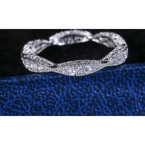 Classic Silver Color Wedding Rings Bridal Engagement Jewelry Fashion Simple White Zircon Fine Rings Womens Rings Jewelry