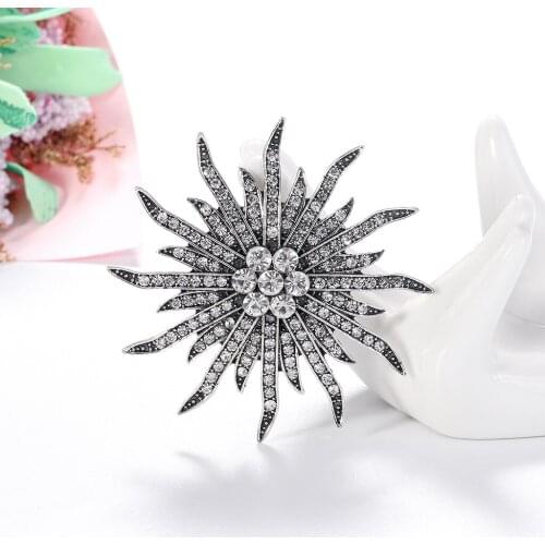 Vintage Black Sun Flower Brooches for Women Enamel Brooch Pins Jewelry Accessories