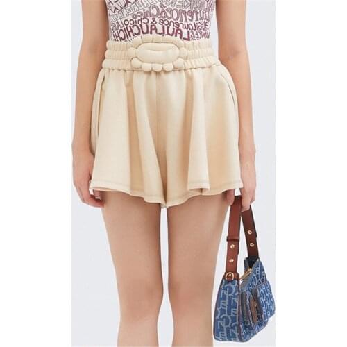 2021 New Design Three-dimensional Cloud Flower Shorts Casual Loose Elastic Waist Pleated Shorts Women