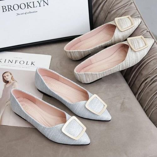 2021 Elegant Metal Buckle Ballet Flats Woman Loafers Sneakers Women Shoes Pointed Toe Soft Bottom Moccasins Femme Big Size 41-43