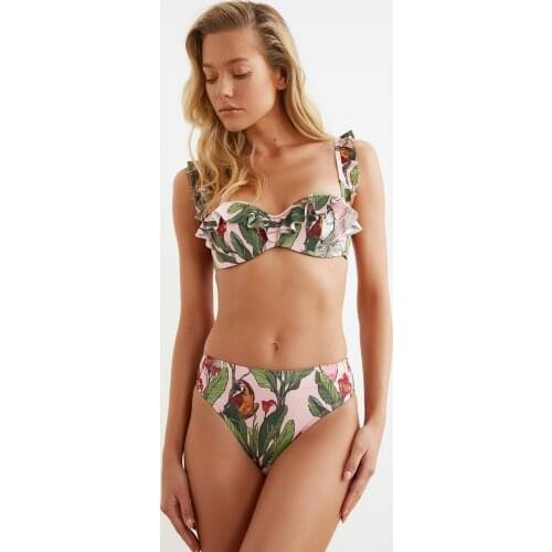 Trendyol Flower Printed Bikini Bottom TBESS21BA0113