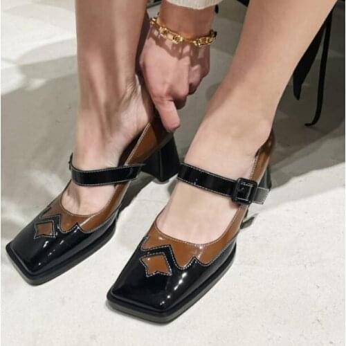 Newest Woman Black White Brown Patent Leather Patchwork Mary Jane Shoes Female Square Toe Buckle 65 mm Heels Retro Pumps Size 34