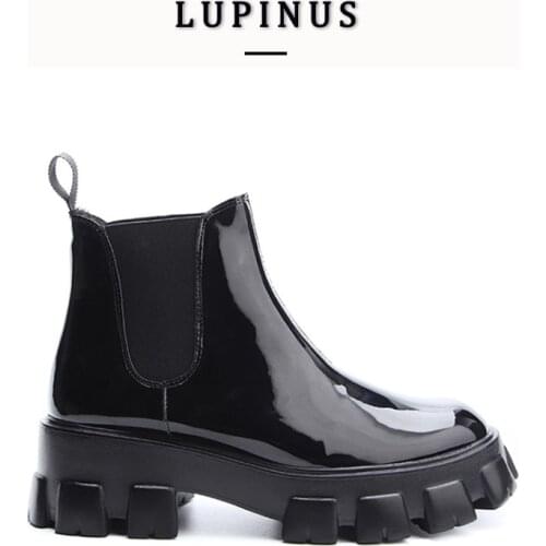 Black Chunky Platform Chelsea Boots Women Brand Design Concise Fashion Ankle Boots Women Casual Autumn Winter Plush Shoes 2020