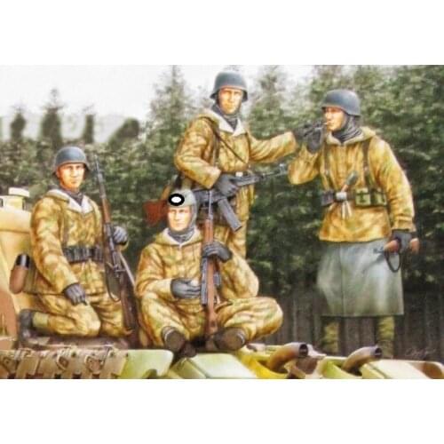 Resin soldier four-person kit model 1:35