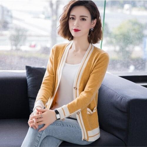 High quality knited cardigan sweater Female Casual sweaters Women Buttons Long sleeve sweater 2020 coat Autumn pocket Tops Femme
