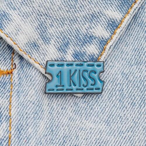 Cytheria simple blue 1 kiss pins brooches for women men lovers zinc alloy brooches jeans accessories
