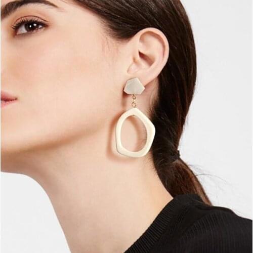 Exaggerated Fashion New Earrings Sweet Ladies Big Geometric Hollow Painted Plate Multi-layer Earrings Simple Earrings Bohemian