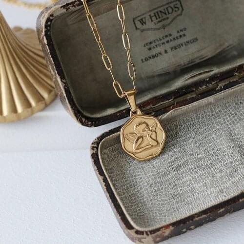 Amaiyllis 18K Gold Angel Cupid Wing Necklace Pendants Hexagon Flower Clavicle Necklace For Women Jewelry Gift