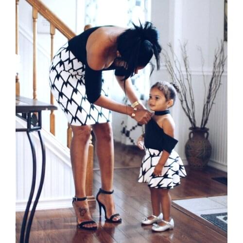 Summer Dress Mother And Daughter Skirt Off-the-shoulder Printed Dress Striped Parent Children Dresses Women Baby Girl Clothes
