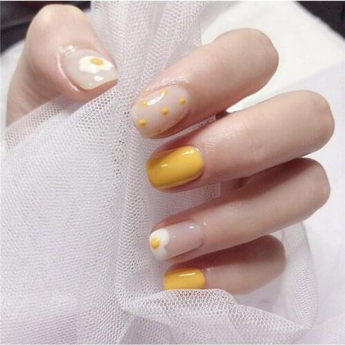 24pcs/Set Yellow Egg False Nails White Pre-design Short Round Head Full Cover Nail Tips Fnished Nail Art