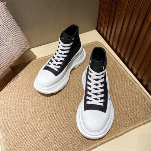 Men Women Height Increasing Running Shoes Outdoor Athletic Walking Casual Sneakers Sports shoes For Male Female New Style