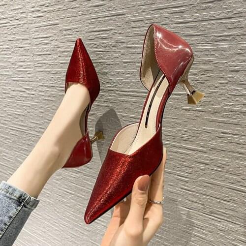 Korean version new hollow wedding shoes 2021 spring and summer sharp female bridesmaids fine heeled single-shoe girl