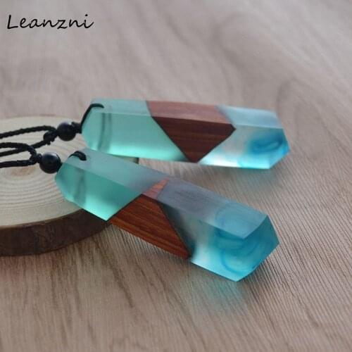 Leanzni New Fashion Hand Wood Resin Necklace Pendant, Men And Women Applicable Jewelry, Knitting Rope, Gifts, Wholesale