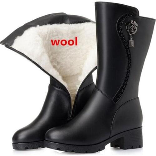 2019 New Winter Warm Comfort Plush / Wool Boots for Women Shoes Large Size Square Heel Non-slip Cow Leather Boots Knight Boots