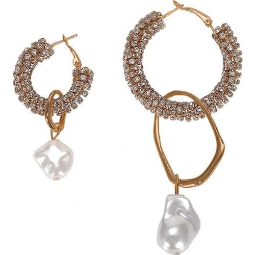 New Exaggerated Super Flash Full Diamond Asymmetric Circle Earrings Nightclub Heterosexual Pearl Pendant Earrings