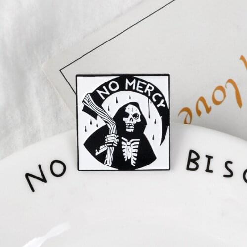 Grim Reaper Brooch No mercy Sickle Black Death Skeleton Icon Enamel Pin Gothic Punk Skull Badge Lapel Pin Halloween Jewelry