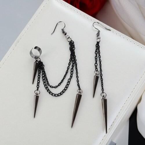 Men Retro Black Tassel Chain Long Earrings Punk Earrings Hiphop Rivet Earrings for Women Gothic Party Jewelry
