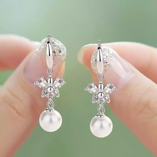 YOUHAOCC Fashion Light Luxury Zircon Butterfly Womens Earrings Pearl Earrings Trendy Womens Earrings Hundred Matching Jewelry