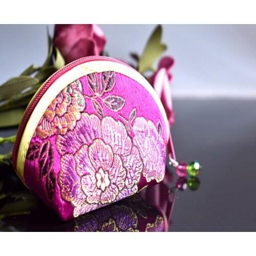 50pcs Seashell Coin Purse Zipper Tassel Small Candy Gift Bag Silk Brocade Jewelry Wedding Party Favor Bags Packaging Case