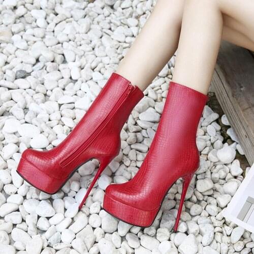 Leather Boots Calf Boots Platform Side Zipper Sexy Fine with Martin Boots Nightclub Big Size Boots 46 Size Womens Boots