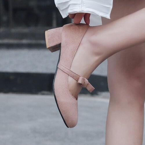 New womens shoes in spring 2019 thick heel square head Mary Jane shoes large size 40 41 42 43