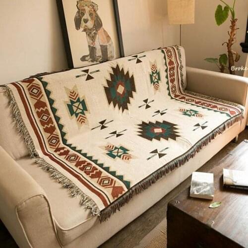 Multifunction Knitted Sofa Blanket Geometric Pattern Blanket Living Room Bedroom Rug Soft Carpet Bedspread Tablecloth Tapestry