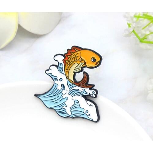 Cartoon Fun Animal Pins Fish Carp Leaping Sea Spray Enamel Brooch Alloy Badge Clothes Bag Accessories Woman Jewelry Gift