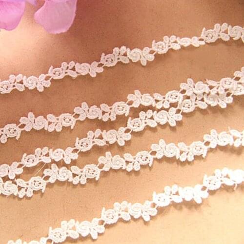 5 Yds Novelty Embroidery Lace Polyester Embroidered Mesh Lace White And Black Scalloped Lace Sewing Garment Accessories 0.8cm