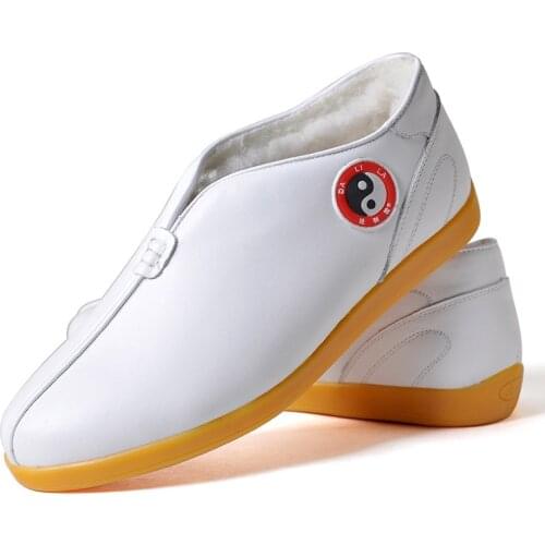 Add velvet and thicken winter Tai Chi shoes Tai Chi training shoes ox tendon bottom Tai Chi shoes lazy kung fu shoes warm shoes
